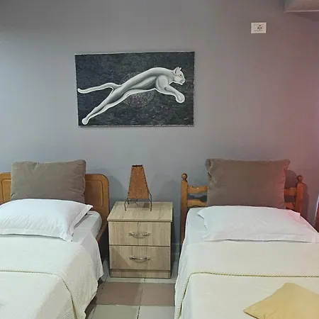 Robi's Couette-café Vlorë
